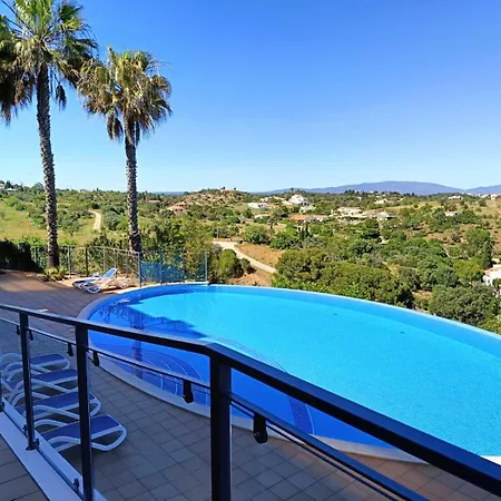 Modern With In-&outside Pool, Sauna&gym, Heating, Rooftop Terrace With Amazing Sea&mountains View Lagos