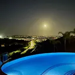 Modern With In-&outside Pool, Sauna&gym, Heating, Rooftop Terrace With Amazing Sea&mountains View 拉哥斯