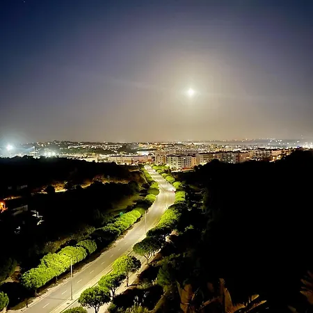 Modern With In-&outside Pool, Sauna&gym, Heating, Rooftop Terrace With Amazing Sea&mountains View Appartement