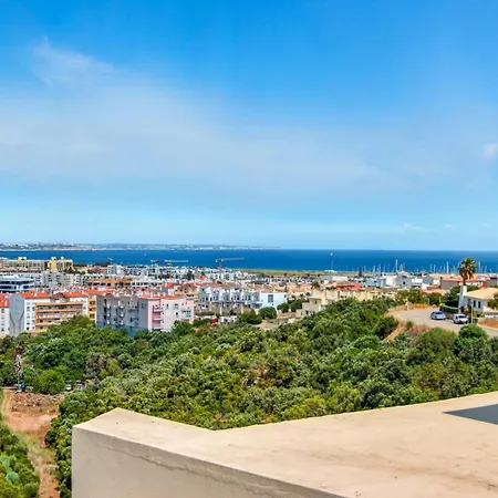 Appartement Modern With In-&outside Pool, Sauna&gym, Heating, Rooftop Terrace With Amazing Sea&mountains View
