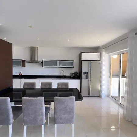 Modern With In-&outside Pool, Sauna&gym, Heating, Rooftop Terrace With Amazing Sea&mountains View Apartmán Lagos
