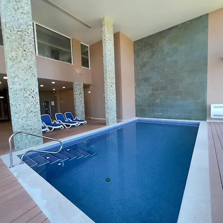 Modern With In-&outside Pool, Sauna&gym, Heating, Rooftop Terrace With Amazing Sea&mountains View Apartmán Lagos
