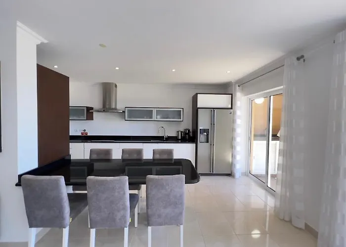 Modern With In-&outside Pool, Sauna&gym, Heating, Rooftop Terrace With Amazing Sea&mountains View Διαμέρισμα Λάγος