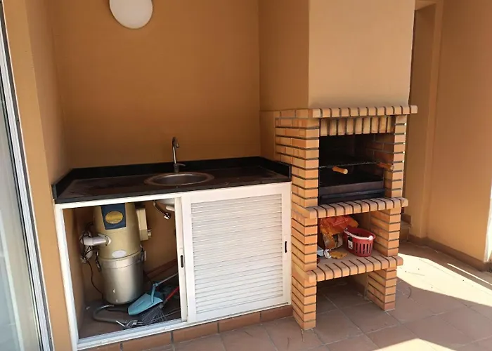 Modern With In-&outside Pool, Sauna&gym, Heating, Rooftop Terrace With Amazing Sea&mountains View Apartmán