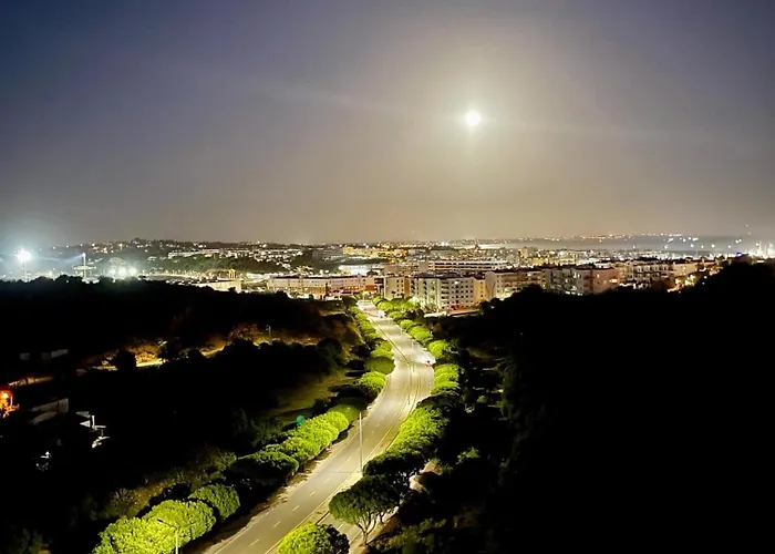 Modern With In-&outside Pool, Sauna&gym, Heating, Rooftop Terrace With Amazing Sea&mountains View Apartmán