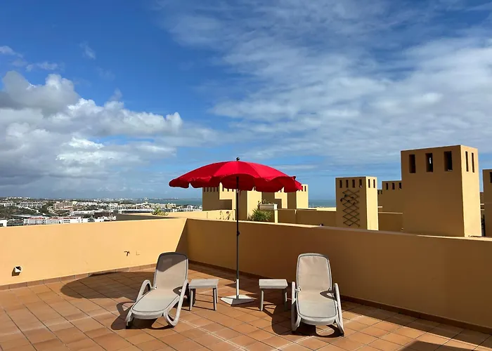 Modern With In-&outside Pool, Sauna&gym, Heating, Rooftop Terrace With Amazing Sea&mountains View Apartmán